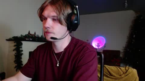 Snapshot of hercules__ chatting on January 27, 2:46 pm Gregblonde  Alextattoo online show from January 27, 2:46 pm
