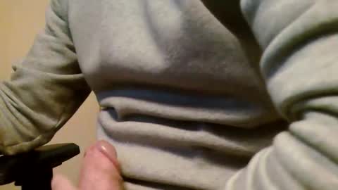 mr D online show from April 4, 10:34 am