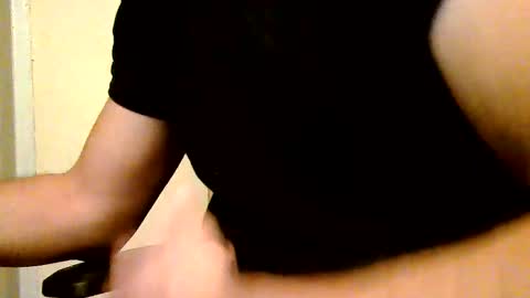 Snapshot of heretost chatting on October 11, 9:35 am mr D online show from October 11, 9:35 am