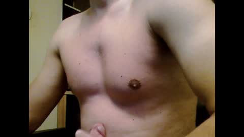 Snapshot of heretost chatting on December 3, 5:23 pm mr D online show from December 3, 5:23 pm