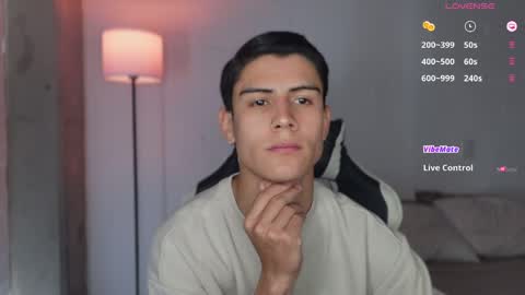 hey_cesard online show from April 17, 1:36 pm