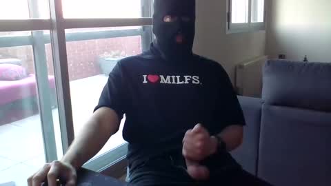 High Skimask online show from December 22, 7:54 am