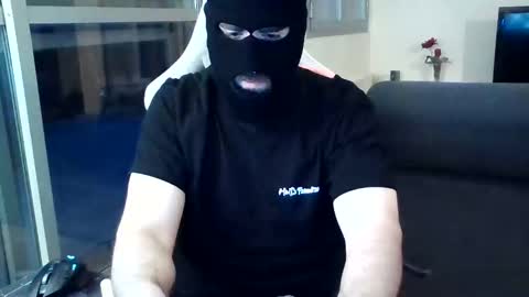 High Skimask online show from January 14, 7:06 am