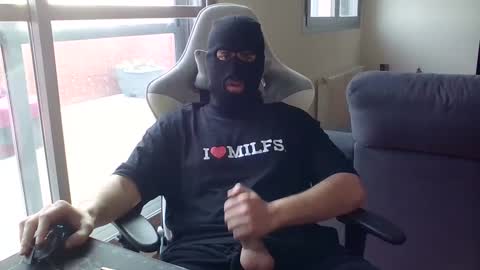 High Skimask online show from January 9, 3:55 pm