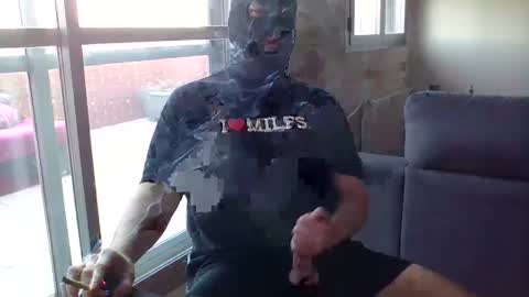 High Skimask online show from December 24, 8:11 am