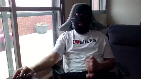 High Skimask online show from January 7, 3:33 pm