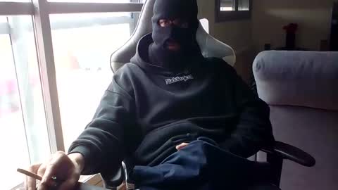 High Skimask online show from January 24, 12:20 pm