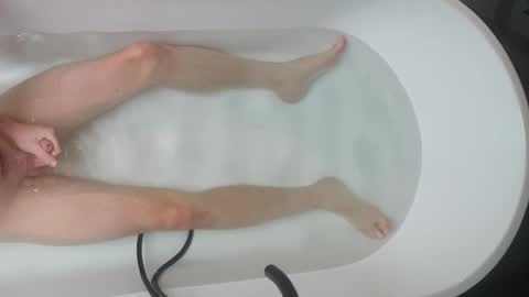 Snapshot of hills87 chatting on January 30, 11:22 am hills87 online show from January 30, 11:22 am