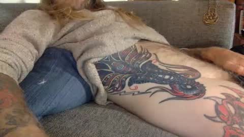 hippybiker online show from December 5, 2:44 pm