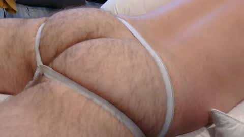 hockeyjock17 online show from April 9, 1:14 am