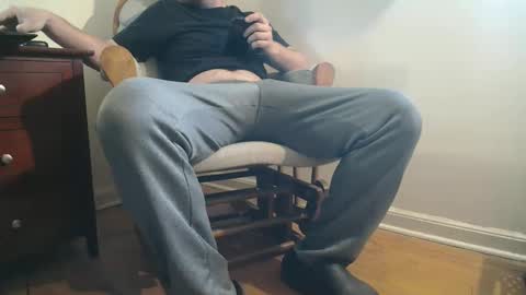 Hockey Player online show from April 13, 1:01 pm