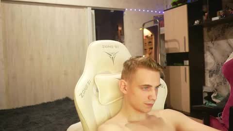 Mike online show from September 29, 7:32 pm