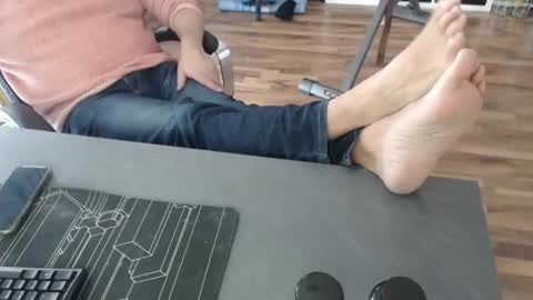 hollymollysucker online show from December 24, 12:00 pm