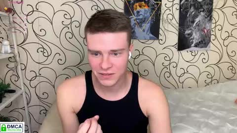 holy_eggs_00 online show from December 22, 6:05 pm