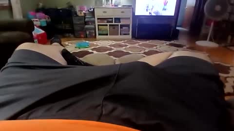 holycannoli123 online show from October 8, 1:26 pm