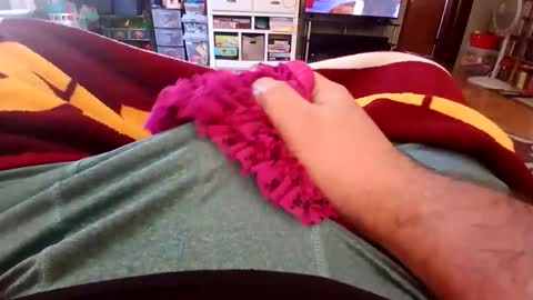 holycannoli123 online show from October 21, 1:36 pm