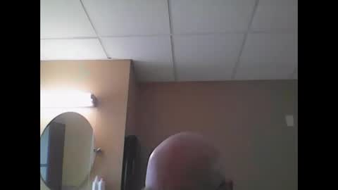 homealone426 online show from March 29, 2:39 pm