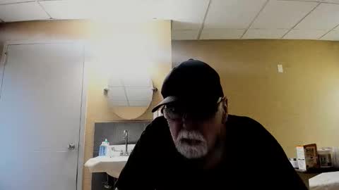 homealone426 online show from February 20, 2:19 pm