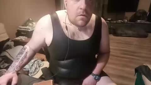 Thomass online show from March 8, 11:39 pm