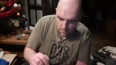 Thomass online show from December 26, 2:12 am