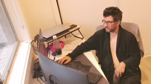 hopefulguy86 online show from June 12, 11:46 pm
