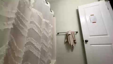 horneenbored online show from January 18, 11:00 pm