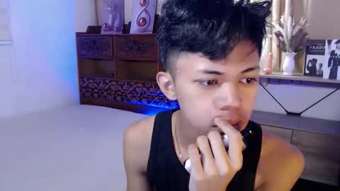 horny_joshxxx online show from May 23, 6:46 pm