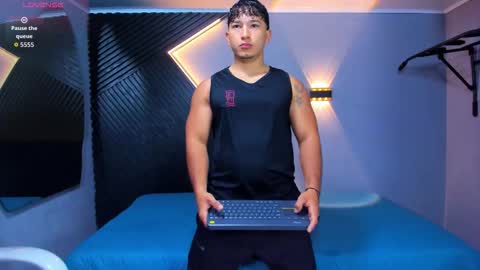 horny_nick18 online show from March 27, 12:17 pm