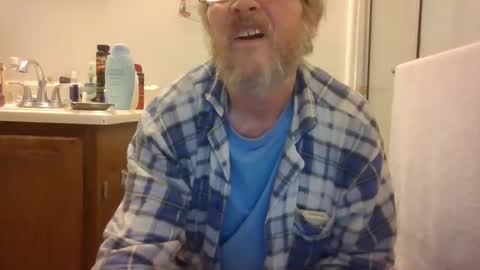 Snapshot of hornyd7711 chatting on October 29, 2:25 am hornyd7711 online show from October 29, 2:25 am