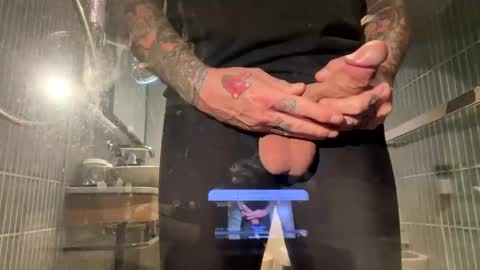 Snapshot of hornyhumpers chatting on February 27, 11:10 am Hornyhumper online show from February 27, 11:10 am