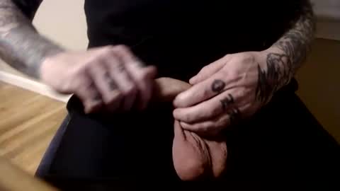 Snapshot of hornyhumpers chatting on February 3, 5:51 am Hornyhumper online show from February 3, 5:51 am