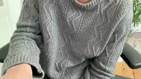 Steve online show from February 4, 9:48 am