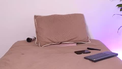 Marcus  Tatti  online show from December 5, 5:53 pm