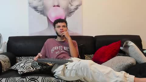 hot bad boy69 online show from December 22, 7:33 pm