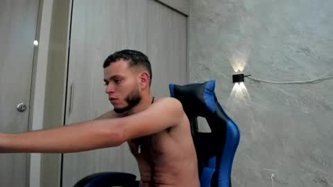 hot bad boy69 online show from June 24, 10:12 pm