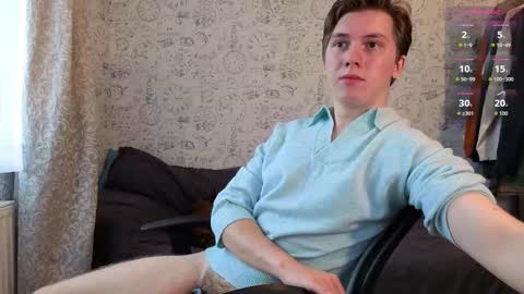 Snapshot of hot_boy_oscar chatting on September 20, 11:21 am Oscar online show from September 20, 11:21 am