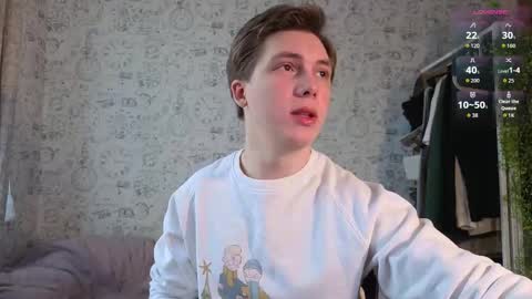 Snapshot of hot_boy_oscar chatting on November 1, 11:14 am Oscar online show from November 1, 11:14 am