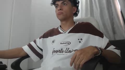 Salomon online show from January 11, 6:44 pm