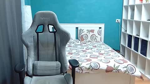 hot_cap_77 online show from October 27, 7:38 pm