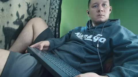 hot_guy36 online show from May 12, 4:37 pm