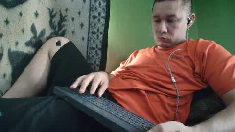 hot_guy36 online show from May 11, 4:26 pm
