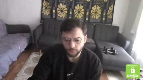 Senpai online show from February 13, 9:20 am