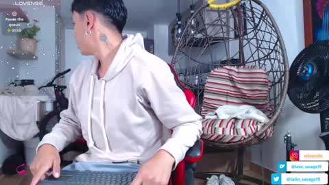 Snapshot of hot_twinks83 chatting on September 9, 12:59 pm hot_twinks83 online show from September 9, 12:59 pm