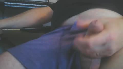 hotelstayer1234 online show from November 18, 3:27 pm