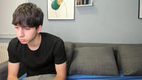 QUENTIN online show from November 22, 6:46 am