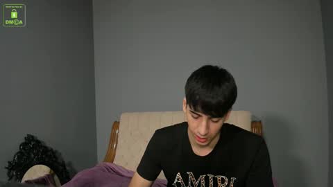 QUENTIN online show from October 18, 5:45 am