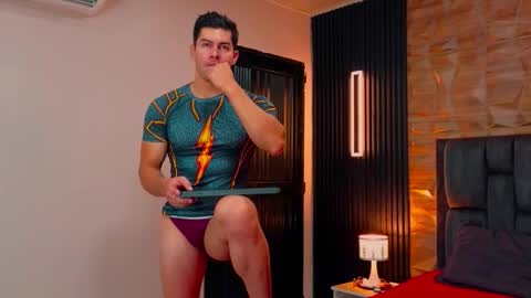 felipe  marcello online show from February 11, 3:06 pm