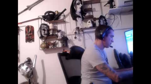 hotkinkytat online show from February 20, 12:08 am