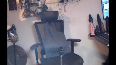 hotkinkytat online show from January 15, 2:04 am