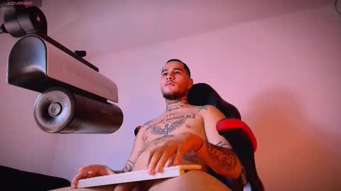 HoTLatinoX20CM online show from March 20, 6:56 pm